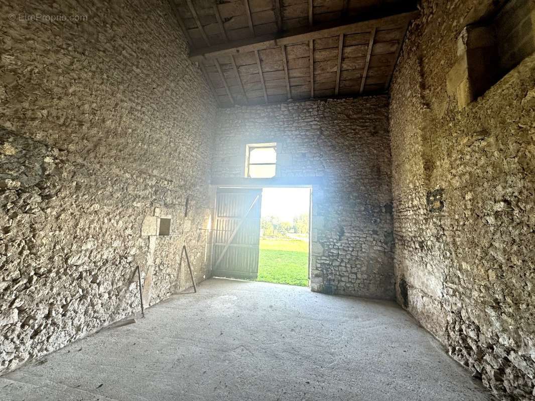 Maison à SAINT-GERMAIN-DU-SEUDRE