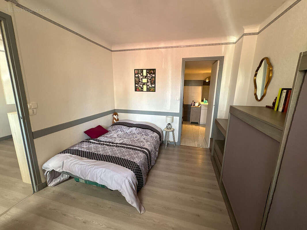 Appartement à SAINT-LEGER-SUR-ROANNE