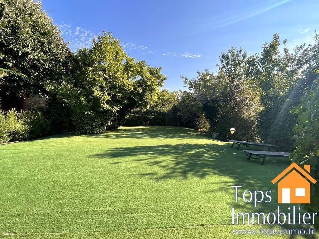 Maison à VILLEFRANCHE-DE-ROUERGUE