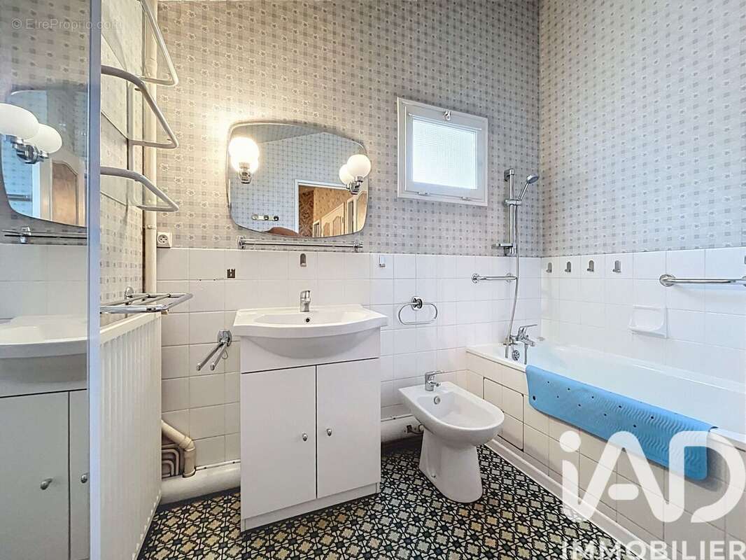 Photo 8 - Maison à CHATELLERAULT