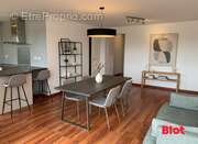 Appartement à VEZIN-LE-COQUET