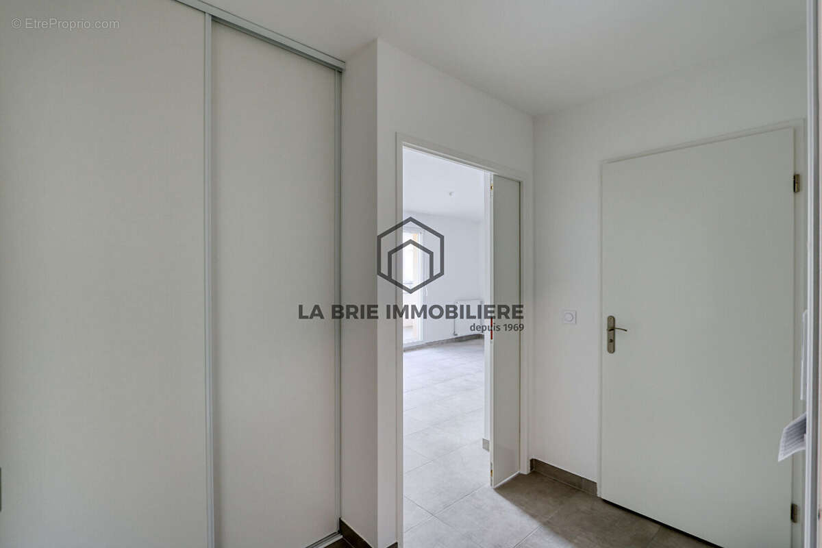Appartement à PONTAULT-COMBAULT