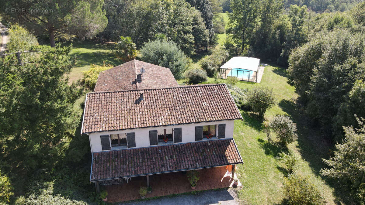 Maison à SAINT-JEAN-DE-VERGES