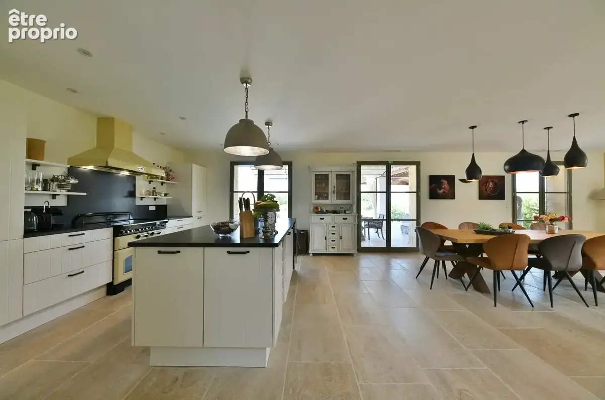 Bastide contemporaine de 160 m² avec couloir de nage - photo 4