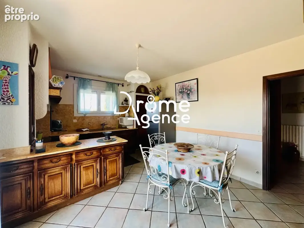 Maison 130 m² à Montelier  - photo 9