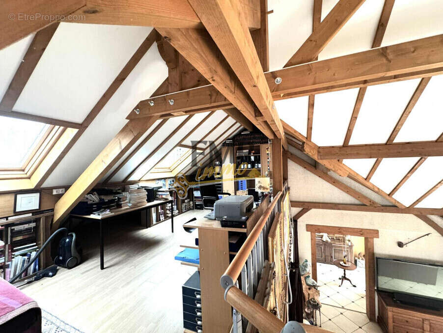 Maison à SAINT-PIERRE-SUR-DIVES