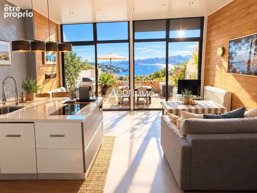 Appartement à SAINT-MANDRIER-SUR-MER