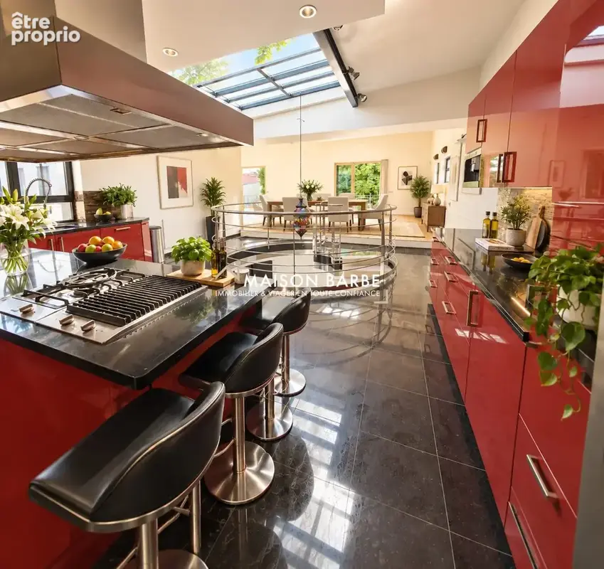 Appartement 6 pièces 233 m² à vendre à Chantilly (60500) - photo 3