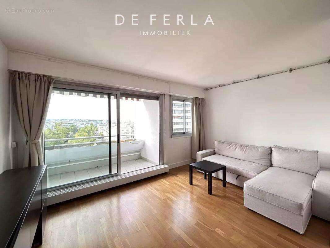 Appartement à PARIS-15E