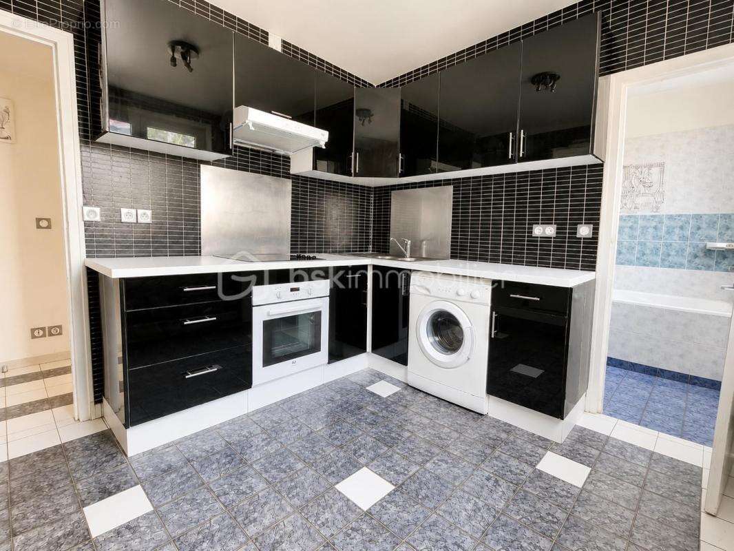 F2 lumineux 45m² avec cave - Idéal premier achat ou investissement - Drancy - photo 7