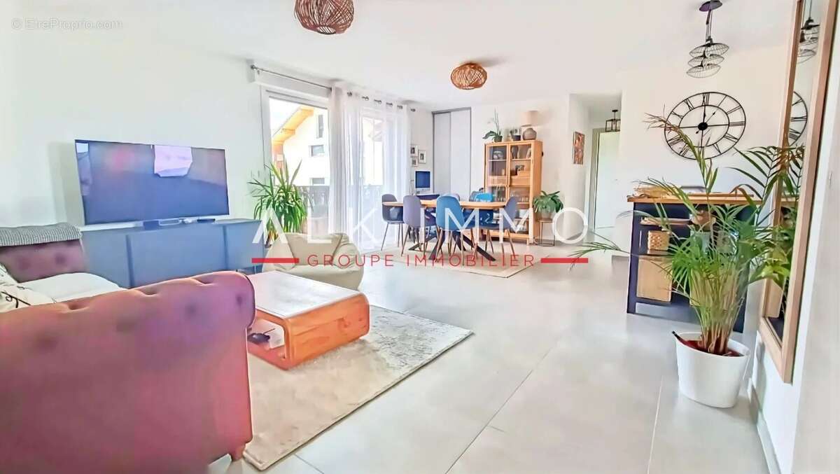 Appartement à CHENS-SUR-LEMAN
