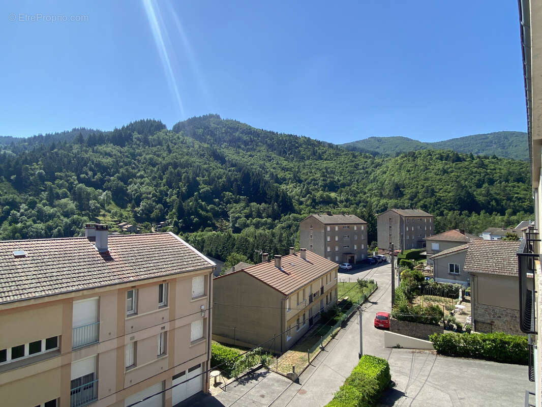 Appartement à LE CHEYLARD
