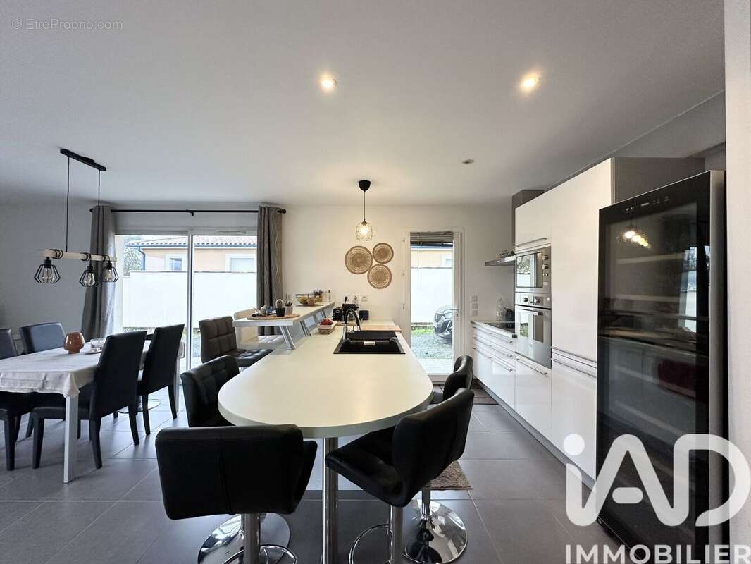 Photo 3 - Maison à CARBON-BLANC