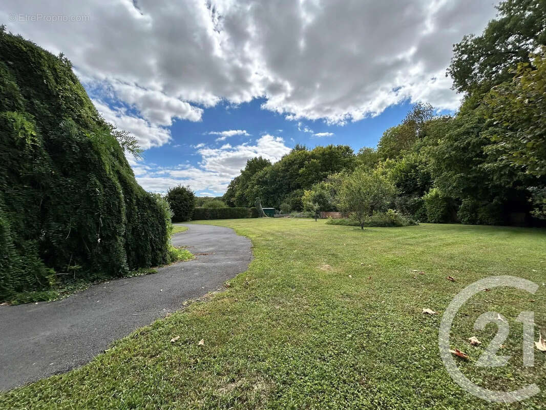 Maison à VAL-DE-VESLE