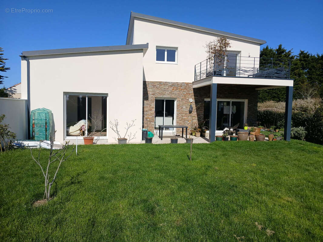 Maison à PREFAILLES