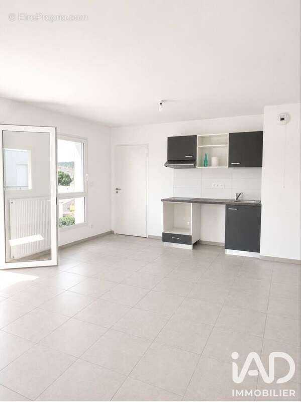 Appartement 79 m² à Narbonne  - photo 2