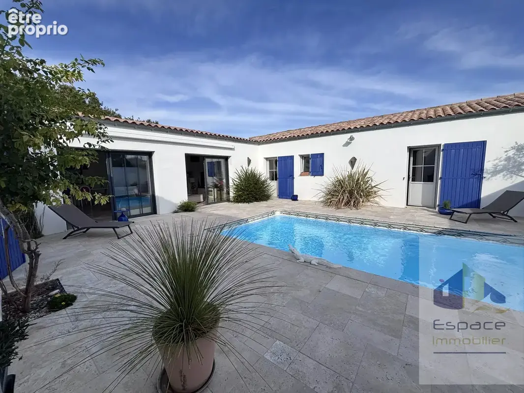 Maison à CLAVETTE