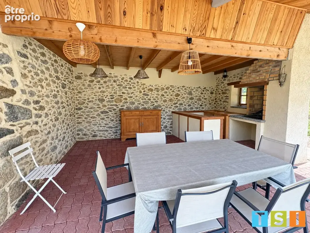 Maison de charme avec piscine  196 m²  6 chambres dont 3 indépendantes - photo 5