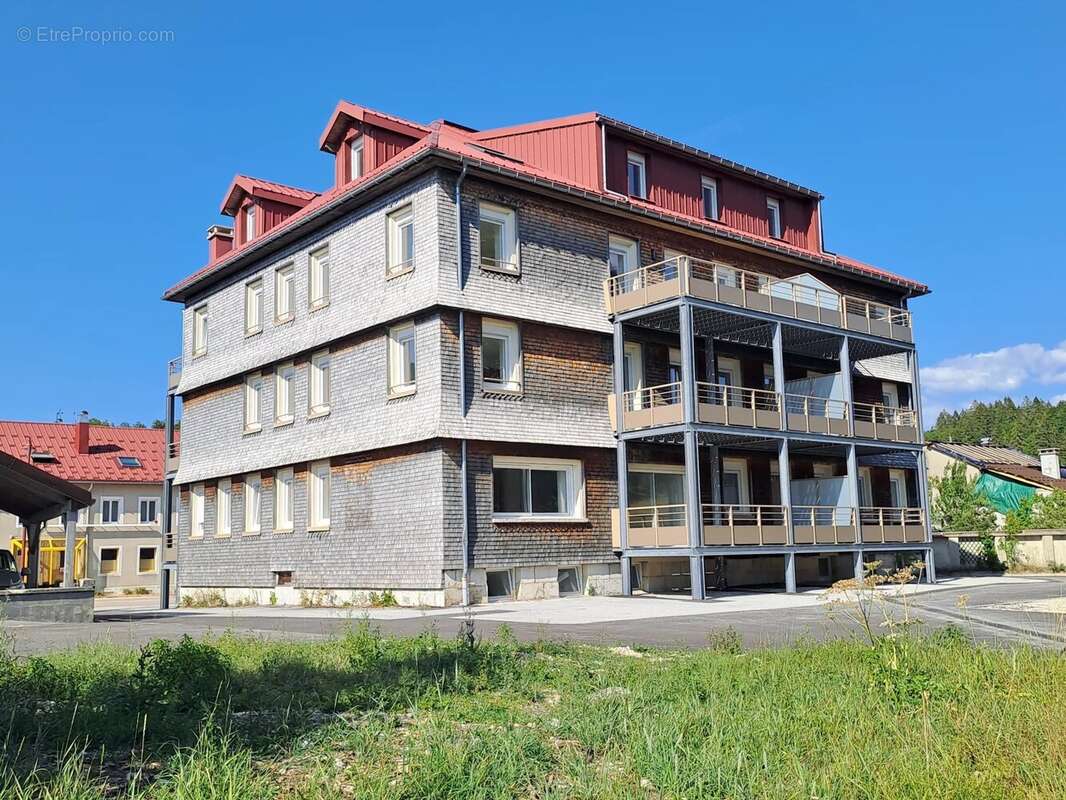 Lajoux – T3 avec 1 terrasse de 18 m² - photo 8