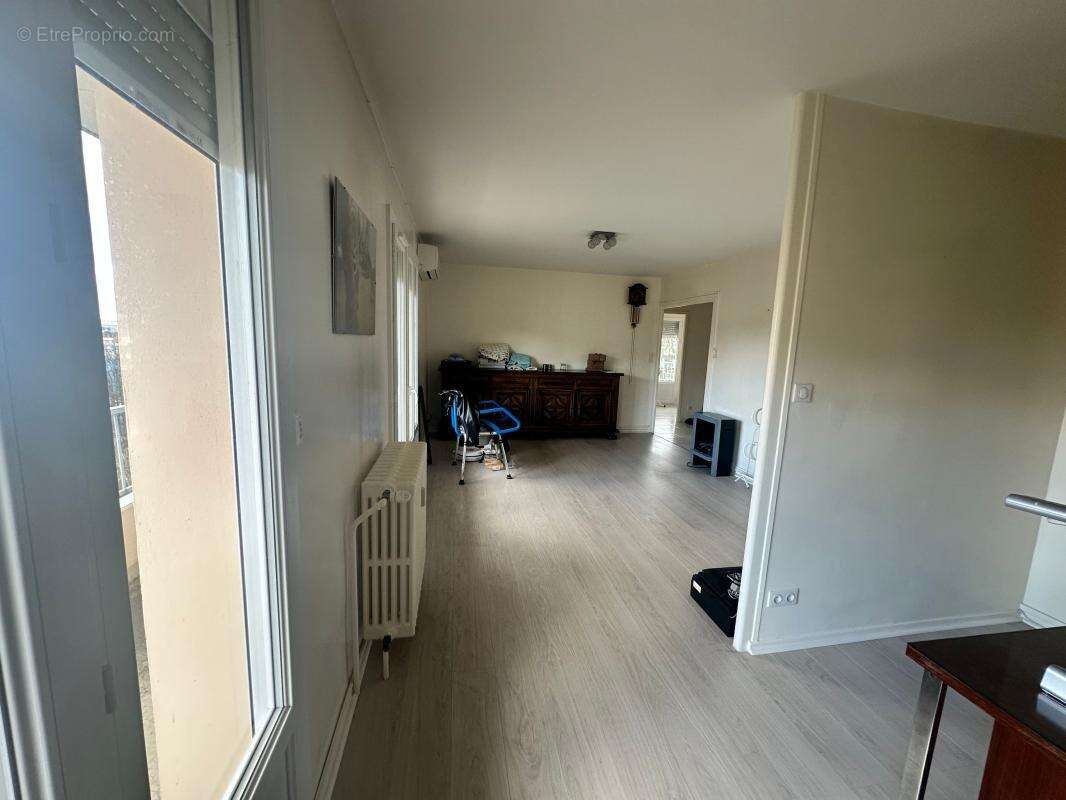 Appartement à LA VERPILLIERE