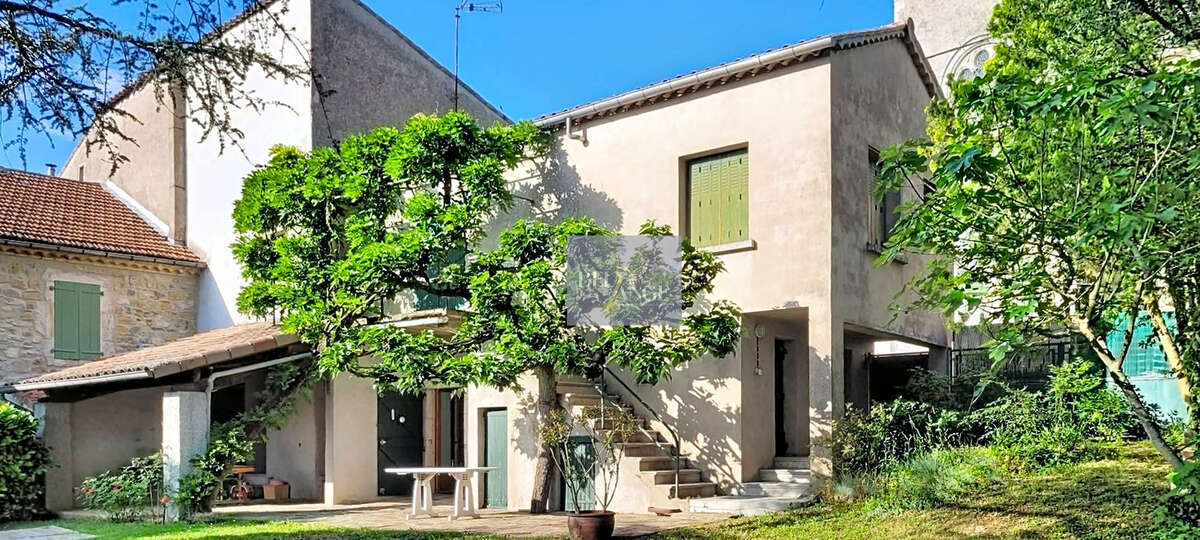 Maison à GROSPIERRES