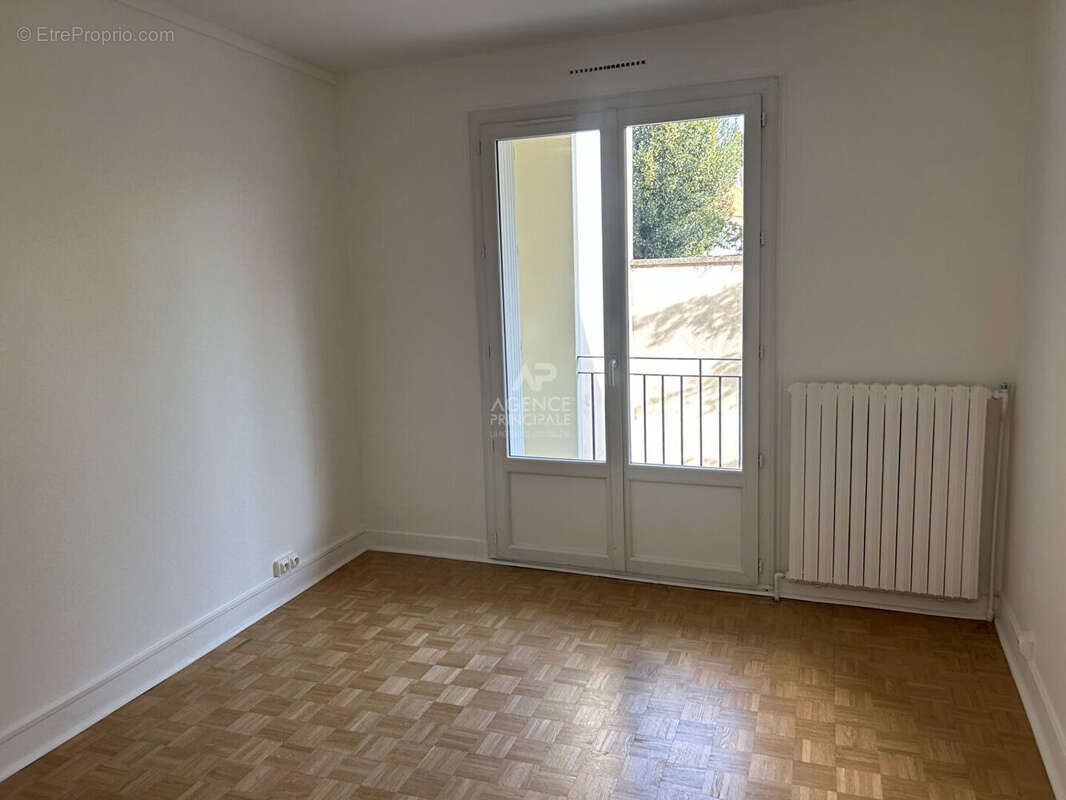 Appartement à MAISONS-LAFFITTE