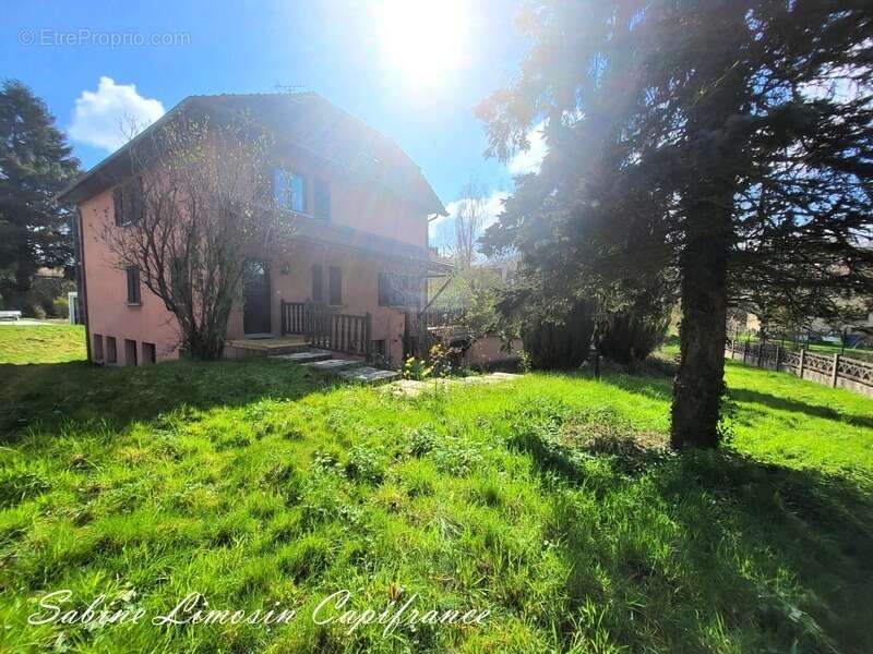 Maison à COURCELLES-LES-MONTBELIARD