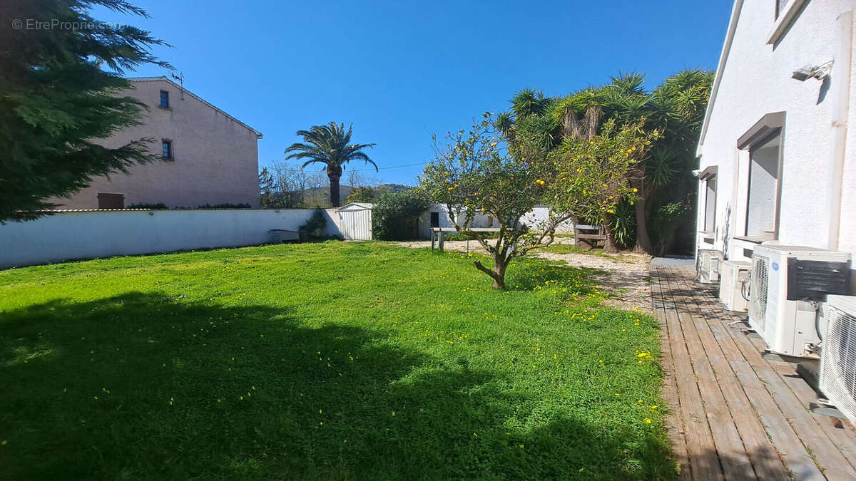 Maison à BORGO