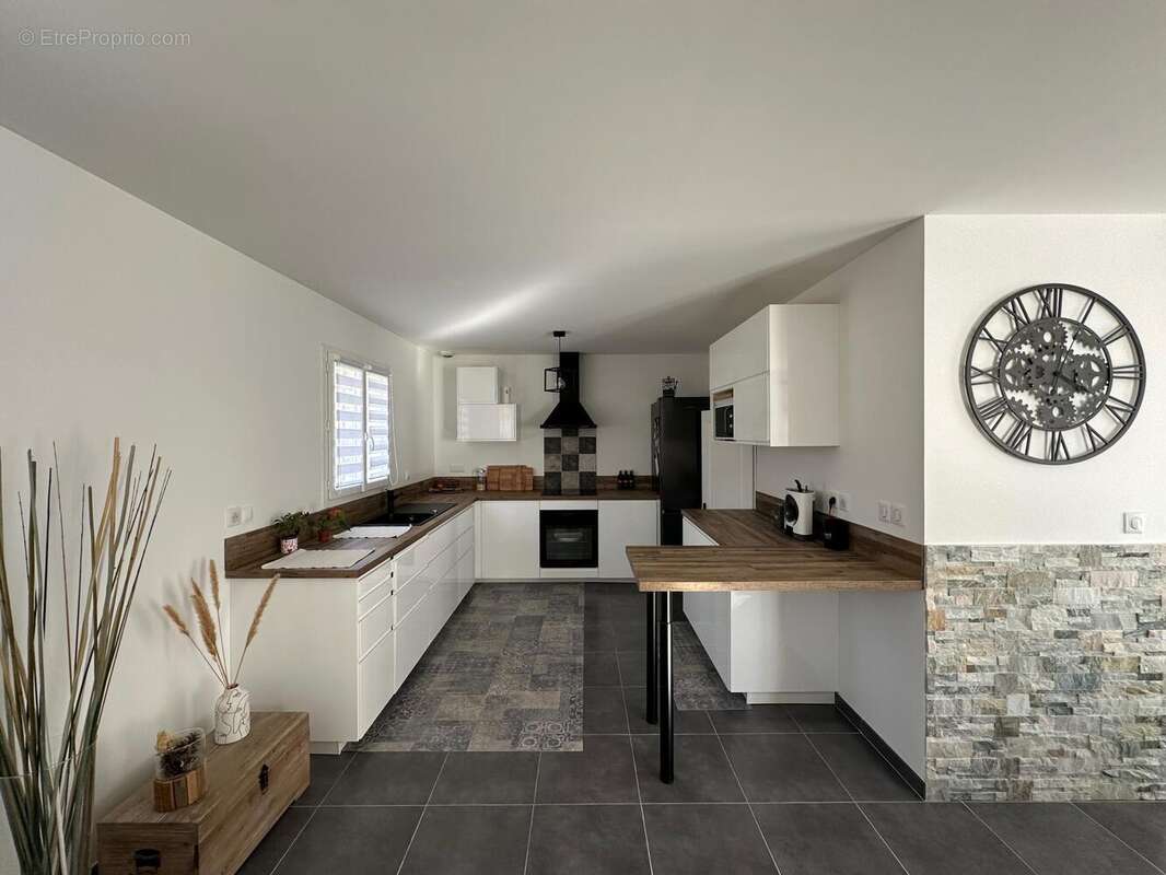 Photo 2 - Maison à NANS-LES-PINS