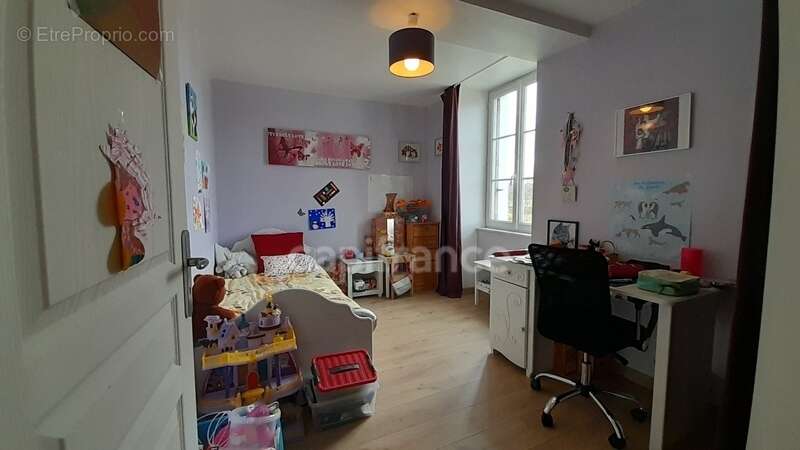 Maison à LOUGE-SUR-MAIRE