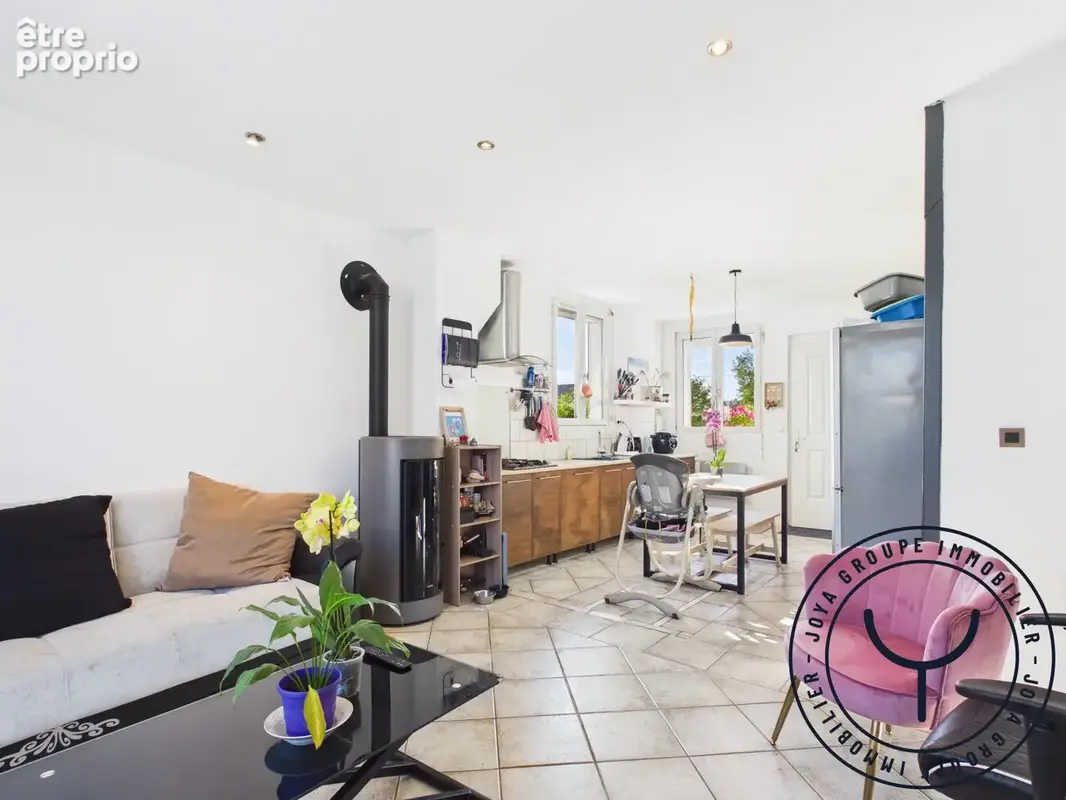 Maison 4 pièces 60 m² à vendre à Romilly-Sur-Seine (10100) - photo 2