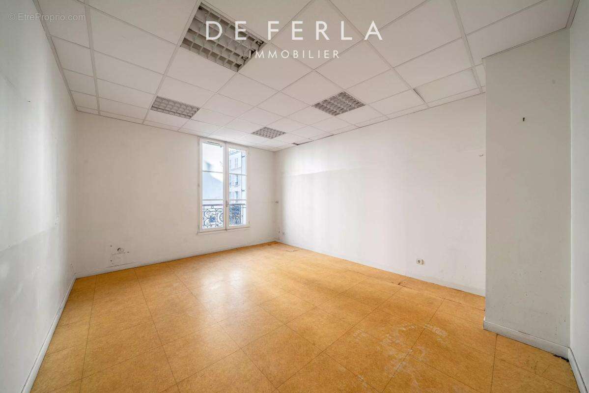 Appartement à PARIS-7E