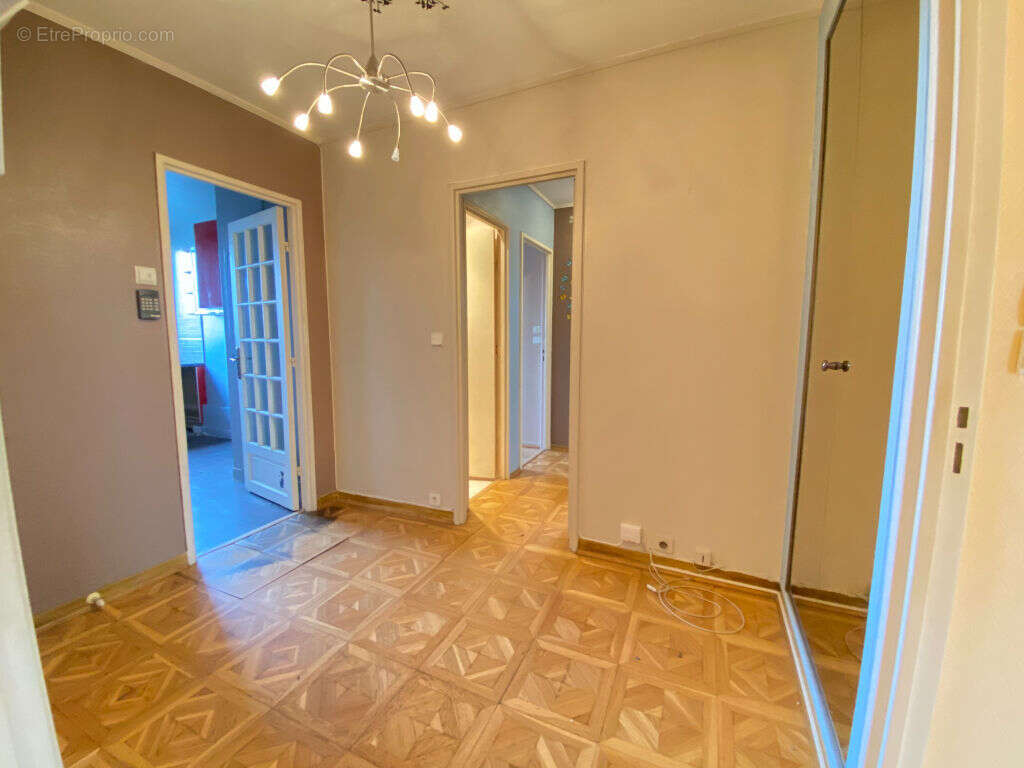 Appartement à ROSNY-SOUS-BOIS