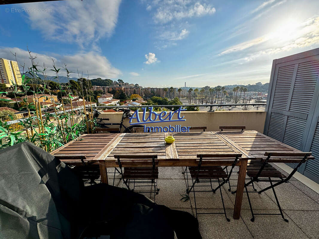 Appartement à OLLIOULES