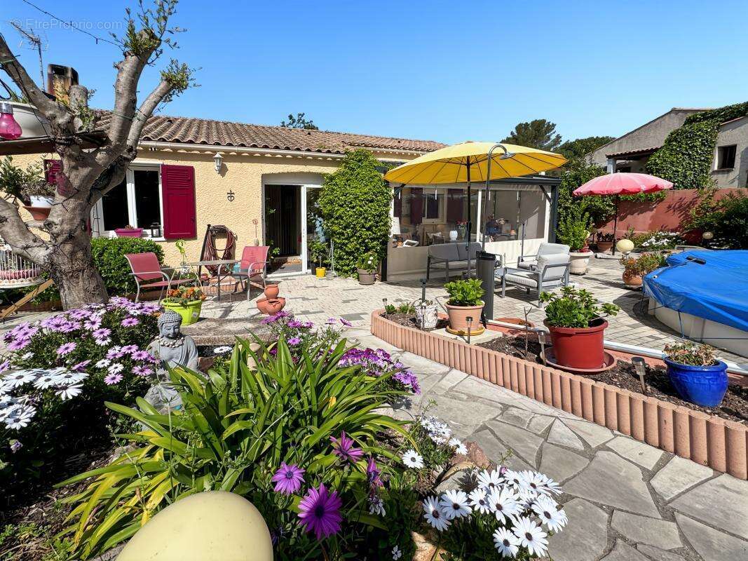 Maison à ROQUEBRUNE-SUR-ARGENS