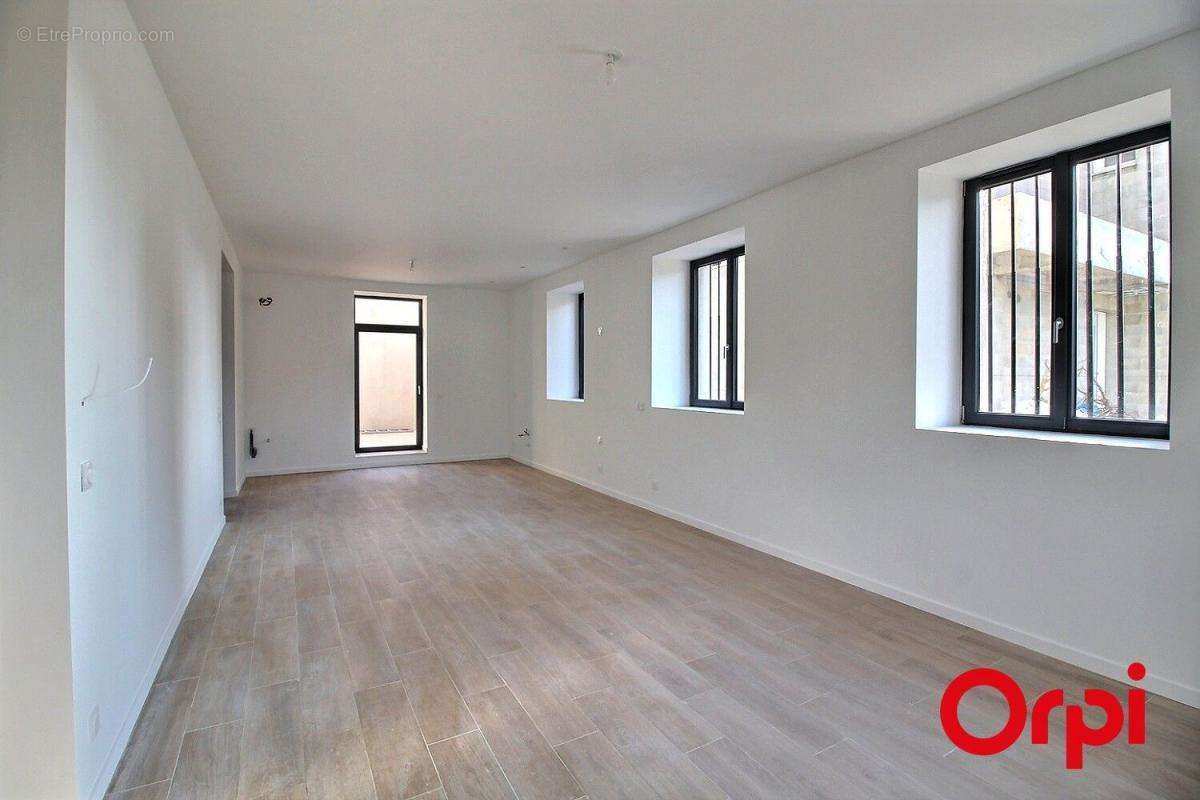 Appartement à MARSEILLE-13E