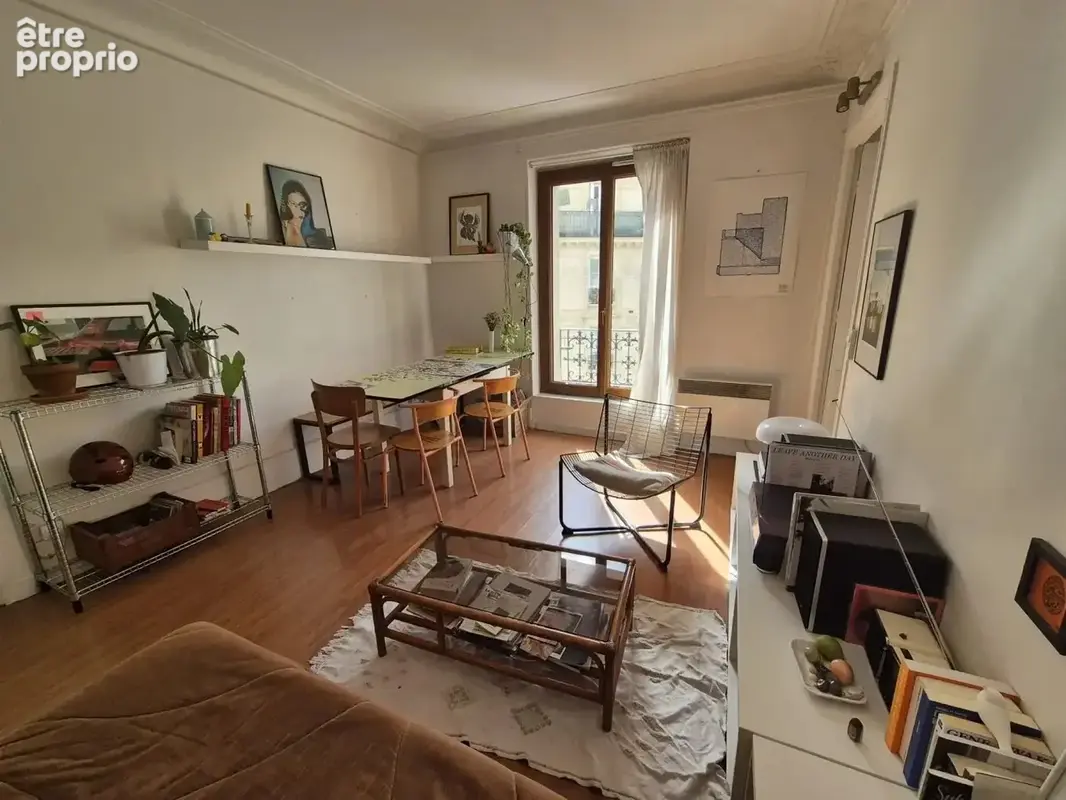 Appartement à PARIS-18E
