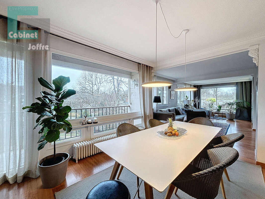 Appartement à FONTAINEBLEAU