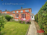 Chambre  - Maison à MASNIERES