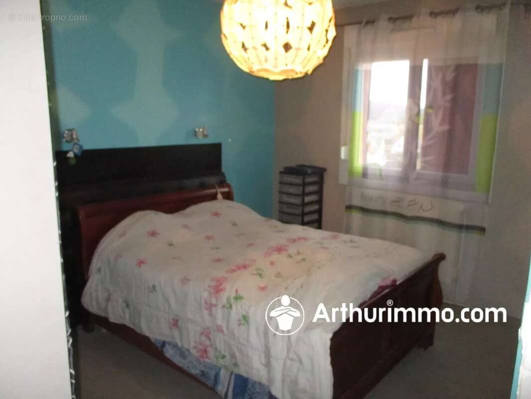 Maison à FRAHIER-ET-CHATEBIER