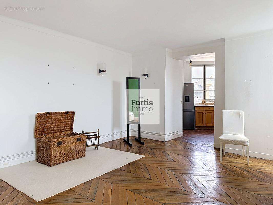 Paris 2 - 2/3 pieces - place des victoires - photo 4