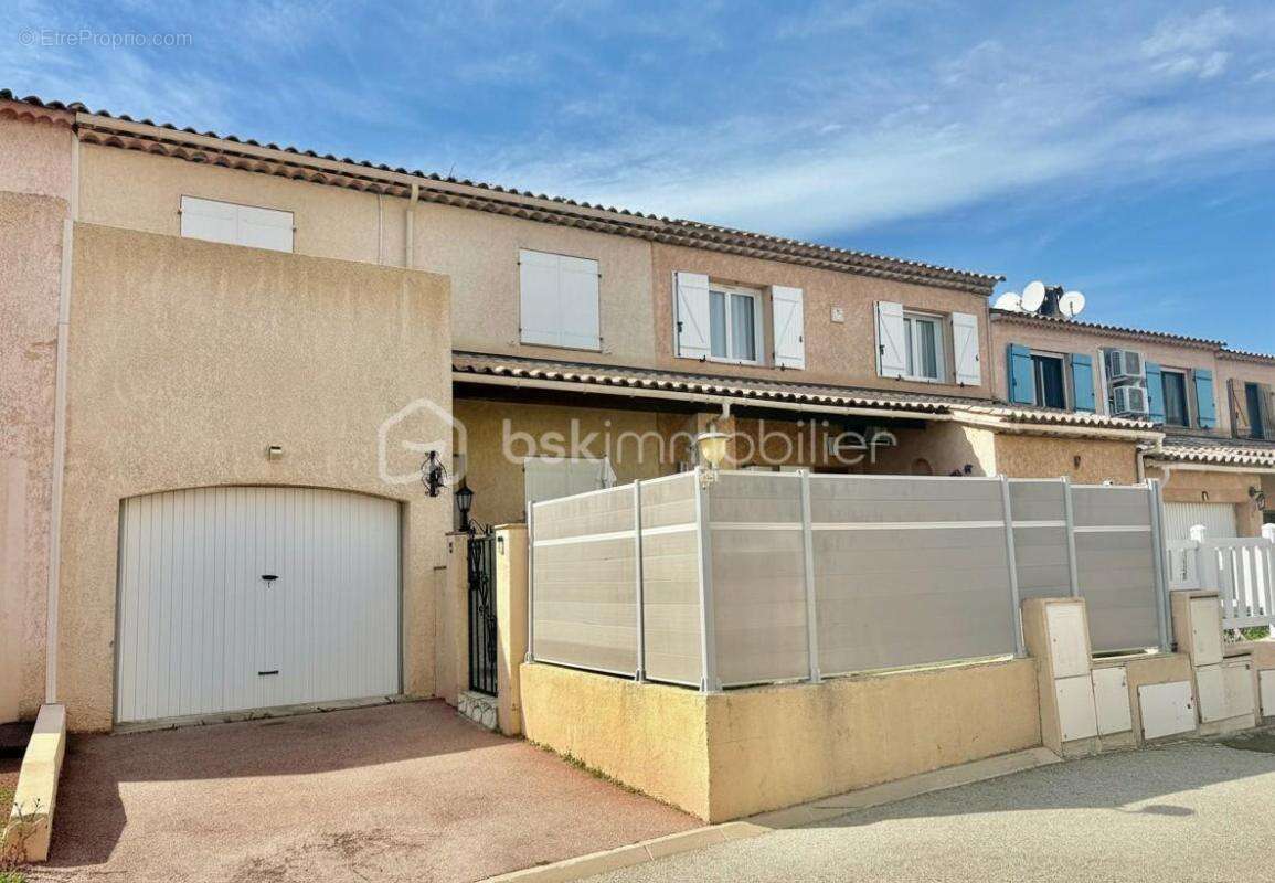 Maison à LA GAUDE