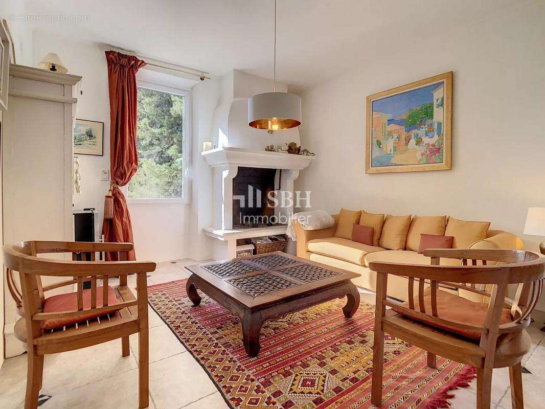 Propriete familiale de caractere avec piscine à pernes les fontaines - photo 12
