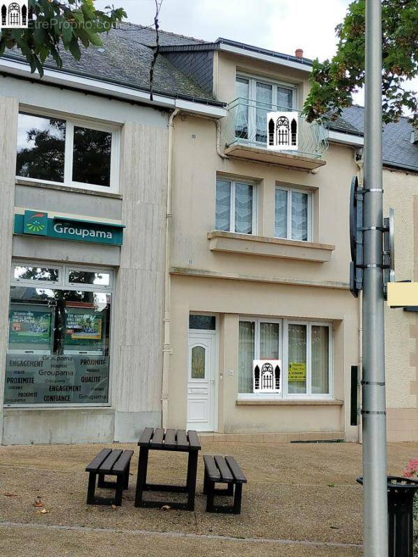 Maison 5 pièces 127 m² · à Villaines-la-Juhel · 127 m² · 85 500 €