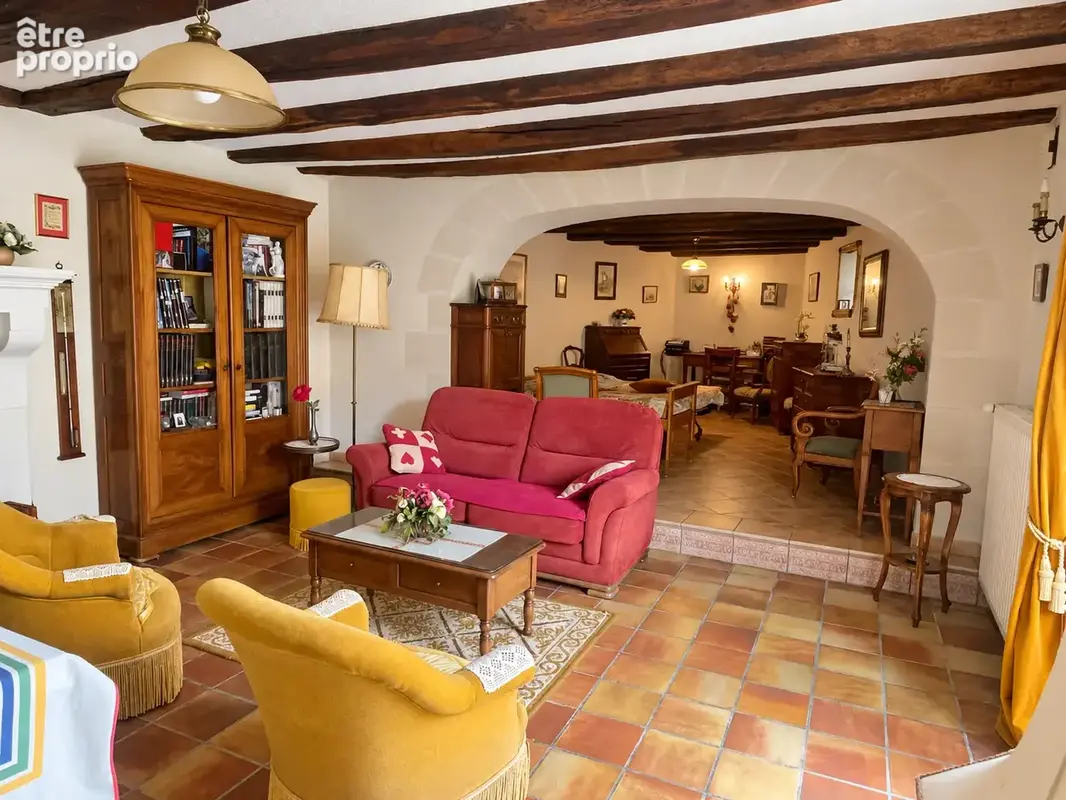 Maison de caractere en pierre - bourg mirebeau - photo 4