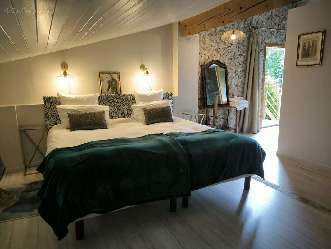 Bel ensemble immobilier  10 ' Mirepoix - photo 16