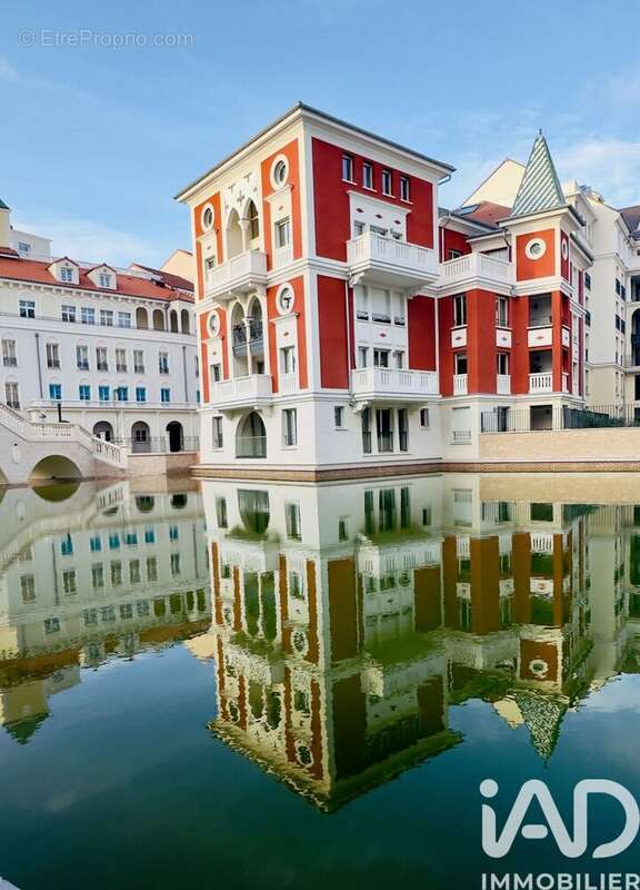 Photo 2 - Appartement à LE PLESSIS-ROBINSON