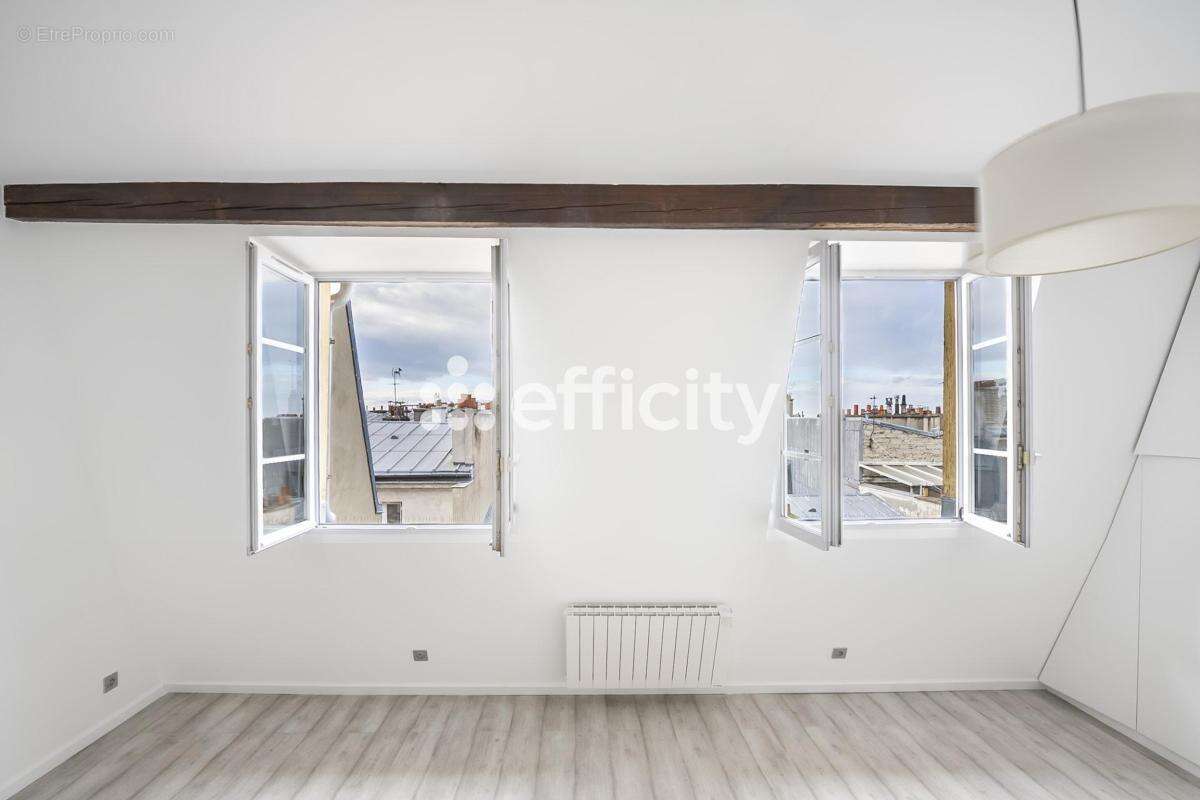 Appartement à PARIS-12E