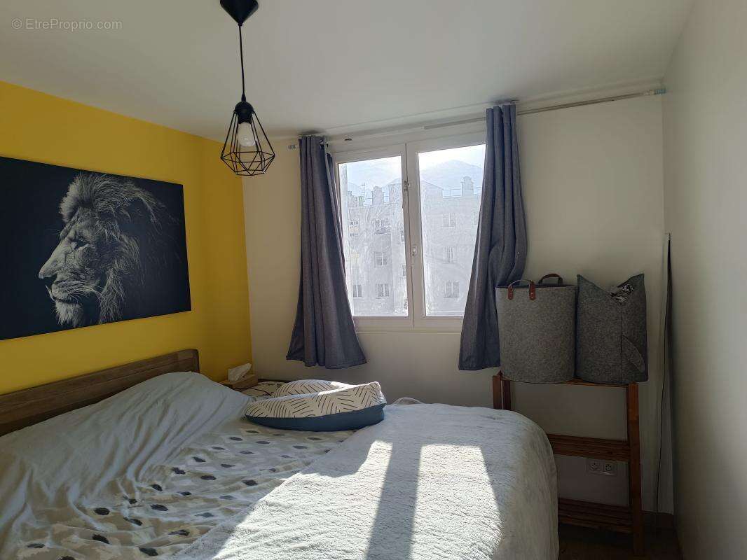 Appartement à SAINT-EGREVE