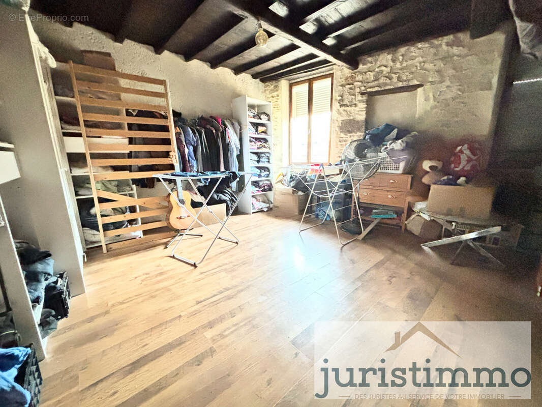 Spécial investisseur: maison de village à Mornas avec locataire  en place - photo 7